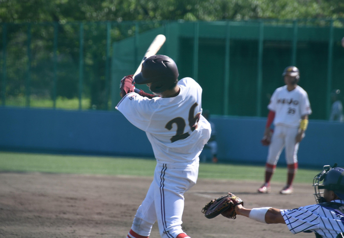 勝ち越しの２点タイムリー二塁打を放った永田選手