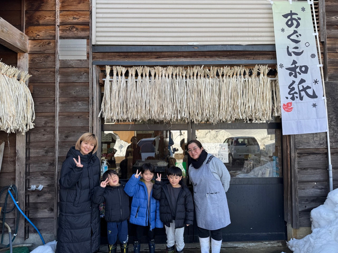 小国和紙生産組合 今井 千尋さんと