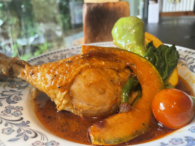 鶏と鴨の出汁のスープカレー