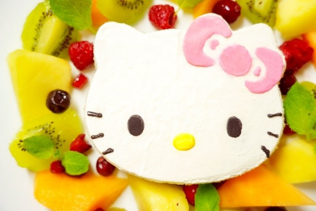 ▲ハローキティの可愛いヴィーガンケーキ