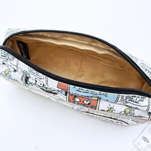 スヌーピーのコミック柄ポーチ