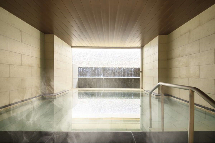 幻想的空間で愉しむ＜美肌温泉＞