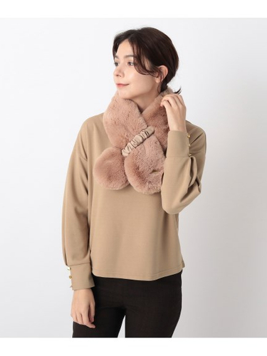 FURLA（フルラ）ファーマフラー 差し込み フェイクレザー ロゴプレート付25-135-22007