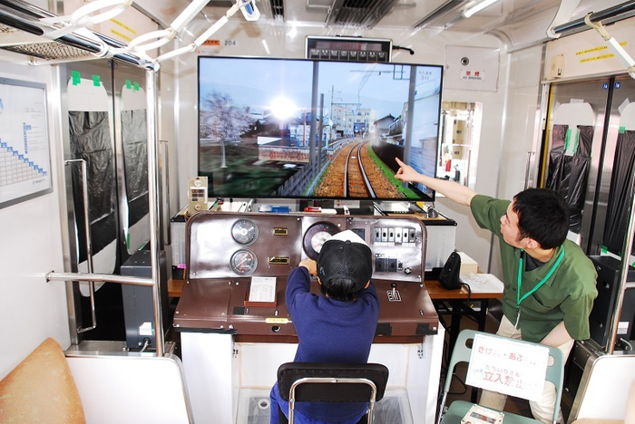 運転シミュレーション体験