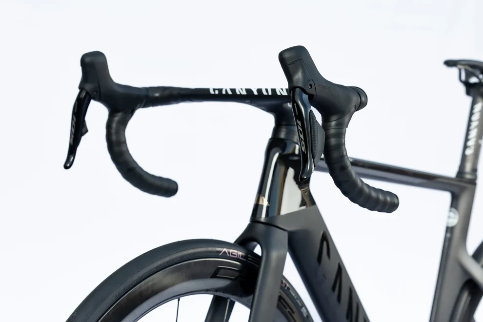 ステム長は70～140mmから選択可能。ハンドル幅は可変式  Photo: Kei Tsuji