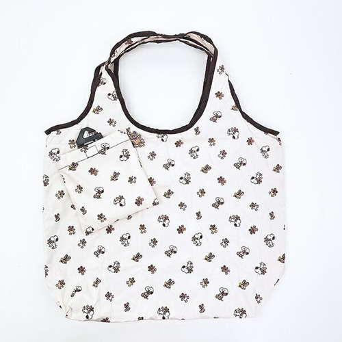 スヌーピーの折り畳みバッグ