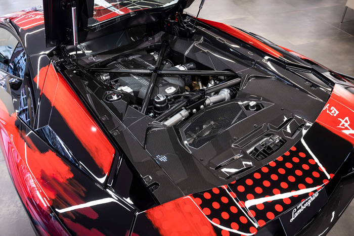 Aventador S &ldquo;dressed&rdquo; by Yohji Yamamoto 5