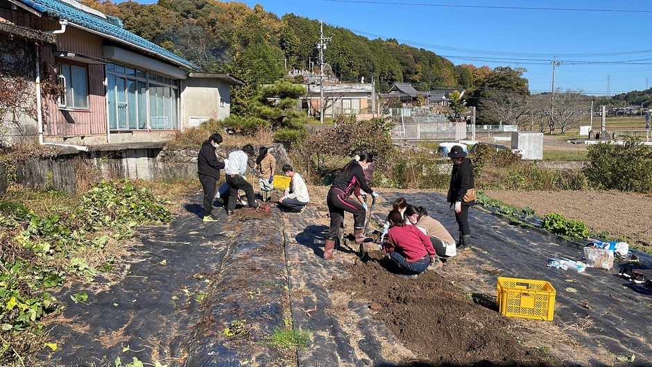【就労継続支援B型事業所「ココトモワークス」】