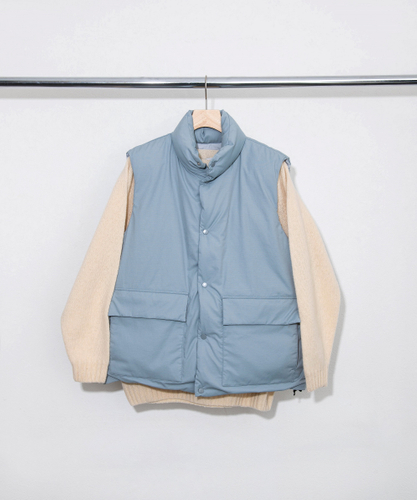 カラー展開：ライトグレー、ライトグリーン、ライトブラウン