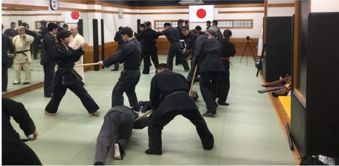 「忍法体術」体験の様子