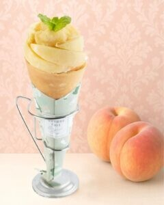 桃&times;ヨーグルトクレープ