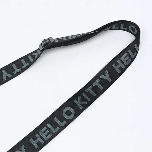 キティのショルダーバッグ