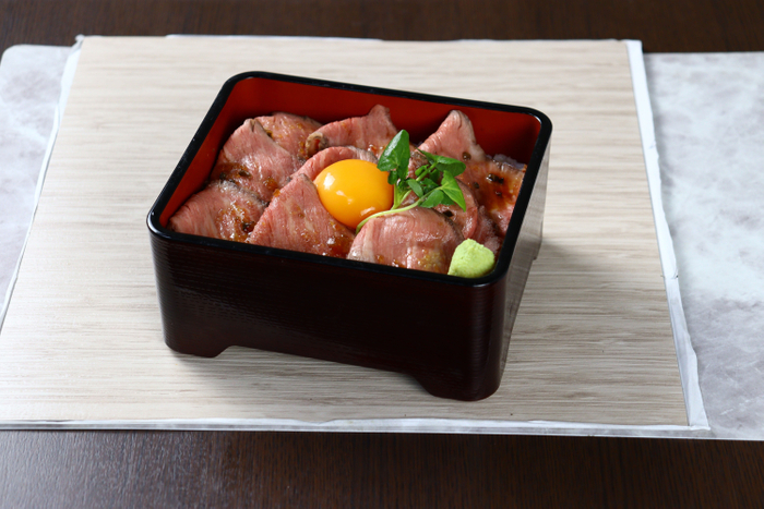 自家製ローストビーフ重