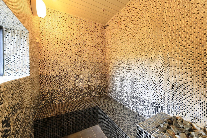 女性用アロマスチームサウナ（湯喜望 白扇）