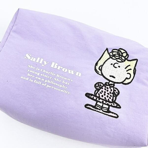 スヌーピーのシンプルなコスメポーチ