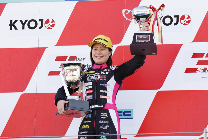 #17 斎藤愛未(Team M岡部自動車 D.D.R VITA）