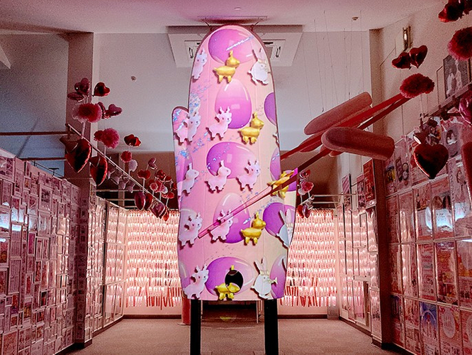 画像：プロジェクションマッピング「Pink New Ginger Easter Parade」