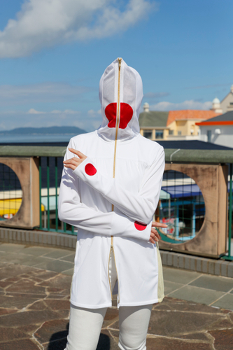 &ldquo;やり過ぎた(笑)&rdquo;日の丸パーカー