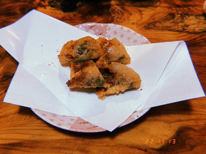 豚バラチーズの揚げ春巻き　