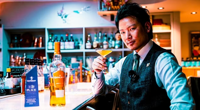 第8代マスターオブウイスキー、カクテルコンペティション日本チャンピオン　静谷 和典氏