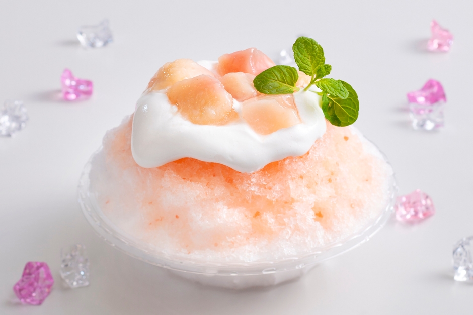 桃とヨーグルトのふわふわかき氷