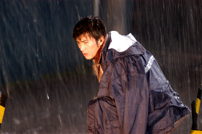 「レディ・ジョーカー」　&copy; 2004年「レディ・ジョーカー」製作委員会