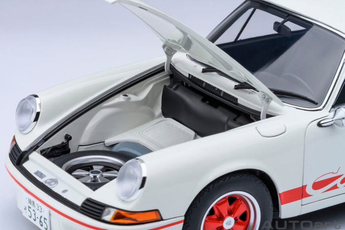 AUTOart 1/18スケール ポルシェ 911 カレラ 2.7 RS (サーキットの狼／早瀬 佐近)