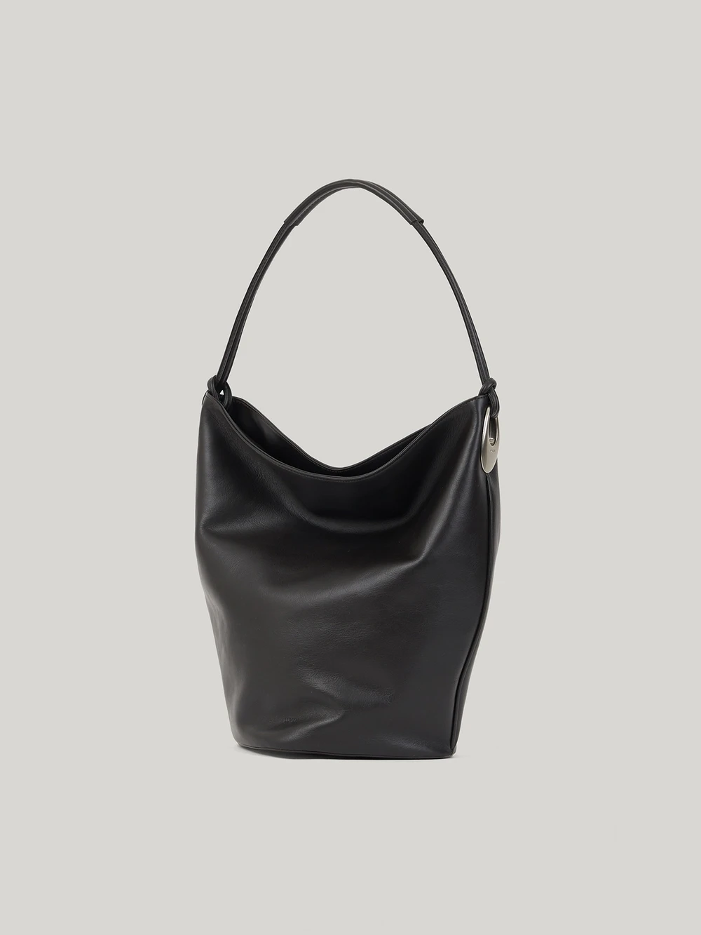 【26AW新作】COLLEN BUCKET BAG（￥45,980税込）