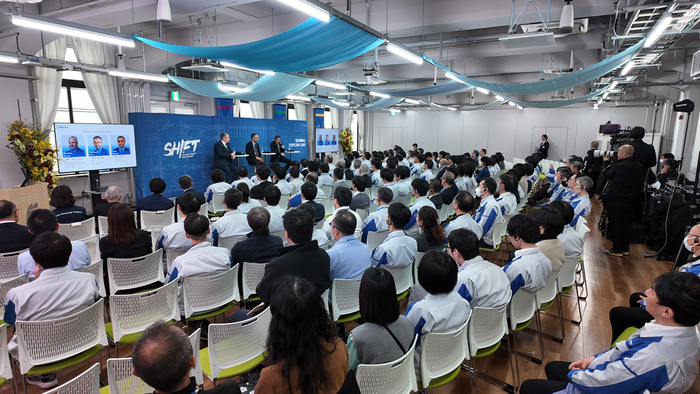 講堂でのイベントの様子