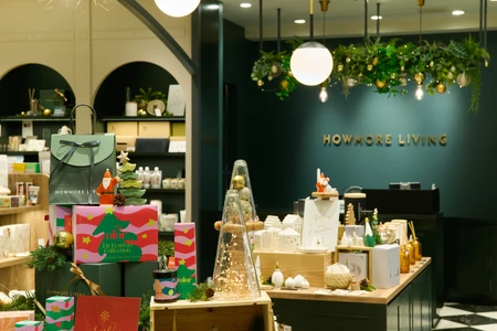 『HOWMORE LIVING』蔵前本店・丸ビル店・公式Web Storeに、 きらめくクリスマスシーズンが到来！ デコレーションからギフトまで、心ときめくアイテムが揃いました。
