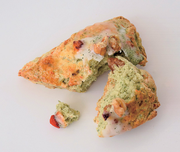 【EMU Bakehouse】よもぎフェタくるみスコーン