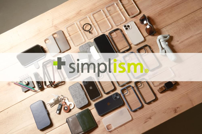 <Simplismについて>トリニティのオリジナルブランドSimplism(シンプリズム)は「シンプルの中にもプラスがある」をコンセプトにし、製品本体はもちろん、パッケージデザインにもこだわりを持って取り組み、かつ手軽に購入いただける価格帯の製品作りをしています。