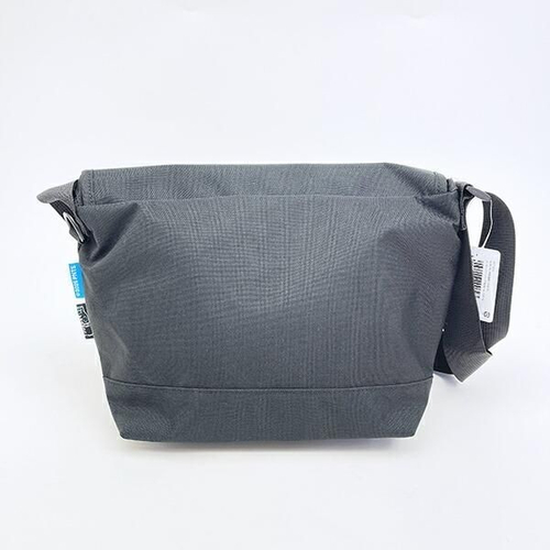 ジョー・クールの黒バッグ