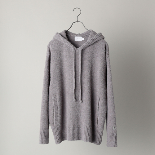 HOODED PARKA　&yen;13,970（inc. tax） C.GRAY