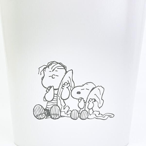 スヌーピーのシンプルなダストボックス