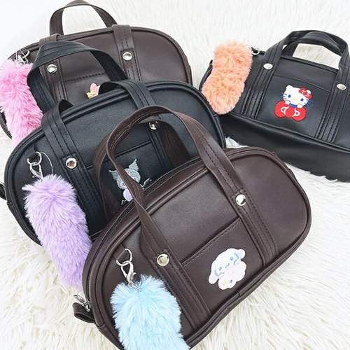 サンリオスクバ風ポーチ