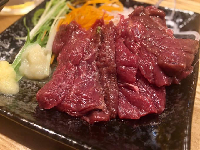 馬と羊が話題騒然！ 非常識メニューで話題の𩣆（ばち）赤坂が新作カレーにてランチオープン！！