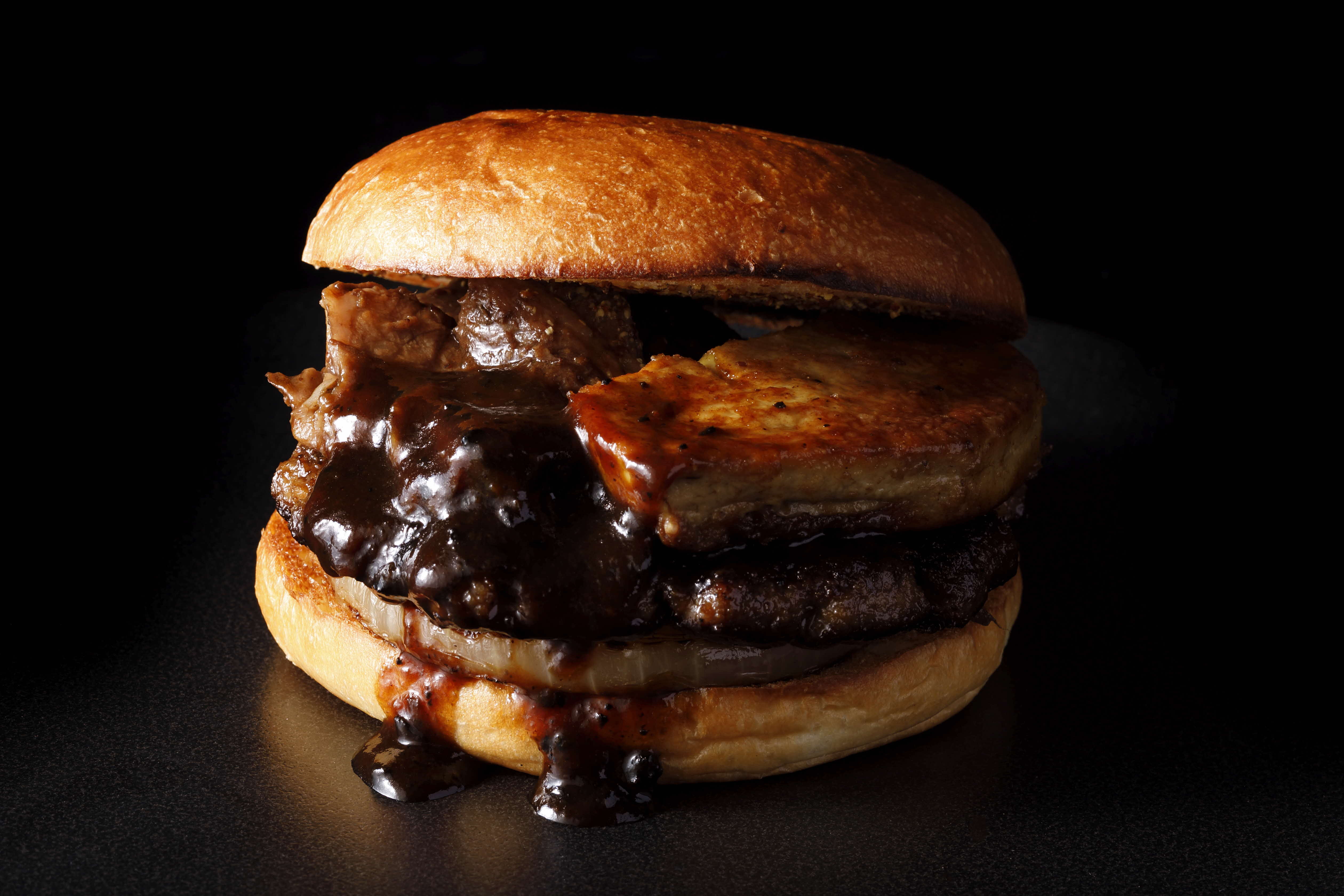 鳥取和牛バーガーロッシーニ風／オールデイダイニング 「SATSUKI」