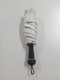 持ち手が伸びる傘