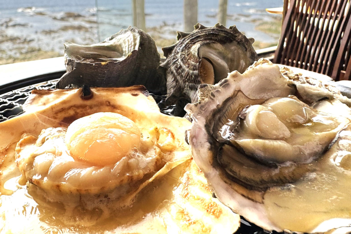 【期間限定】牡蠣・帆立・さざえを網焼きで！人気の海鮮食べ放題！