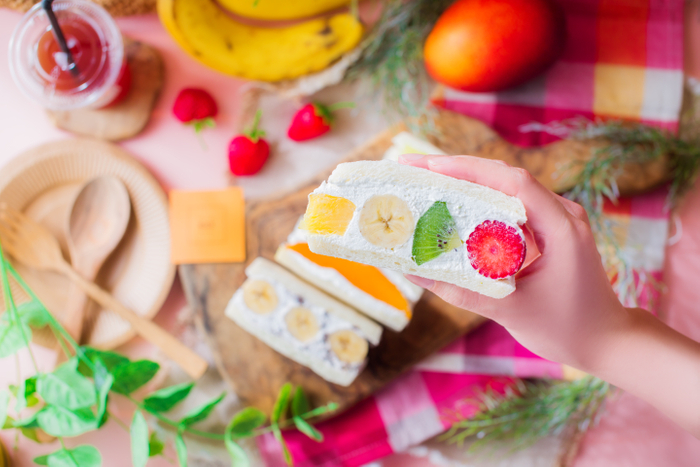 【旬の4種！FruitsBOXサンド】