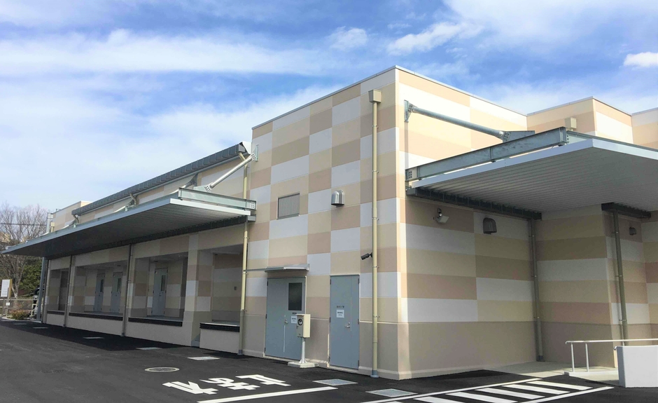町田忠生小山エリア中学校給食センター　外観