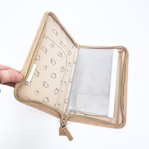 ハローキティのマルチケース