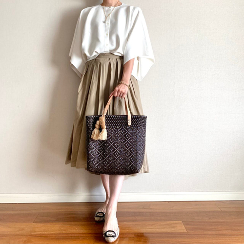 ダイヤ柄スクエアM チョコレート