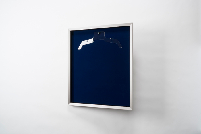 寄贈ユニフォーム額　