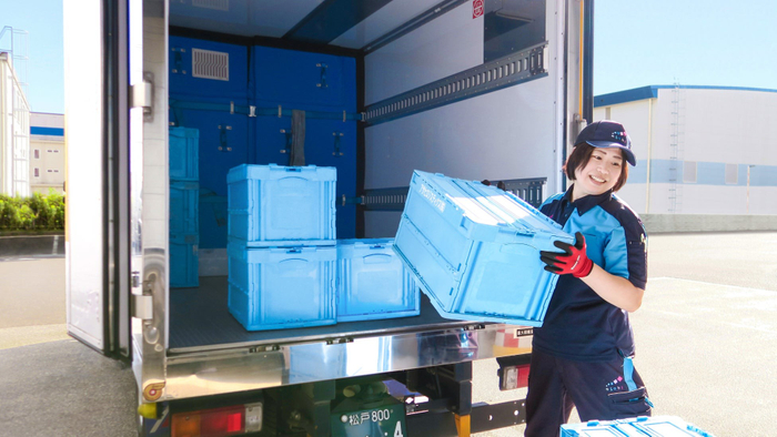 女性ドライバー（イメージ素材）