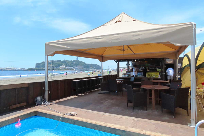 江ノ島を一望できるロケーション