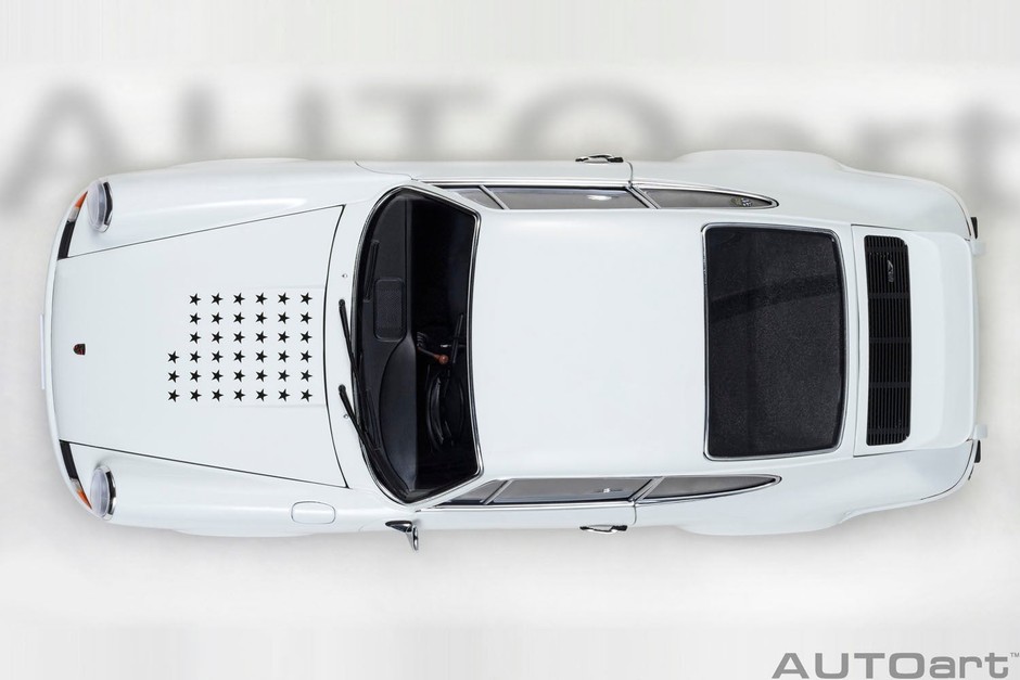 AUTOart 1/18スケール ポルシェ 911 カレラ 2.7 RS (サーキットの狼／早瀬 佐近)