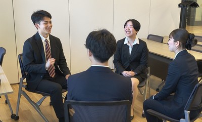 式典後に設けられた内定者同士の交流の時間