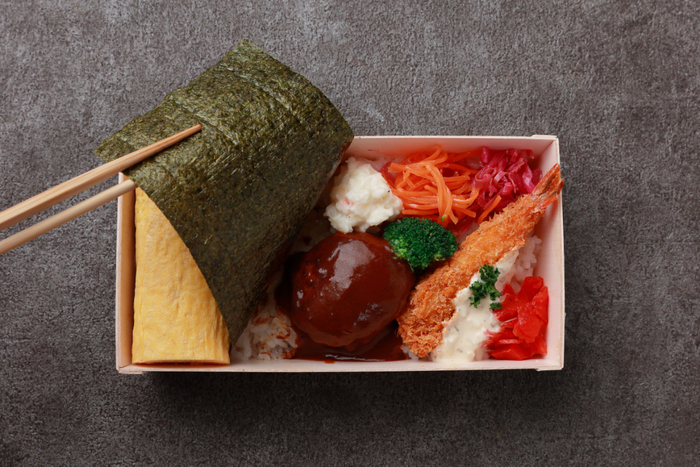 出し巻き洋食のり弁当